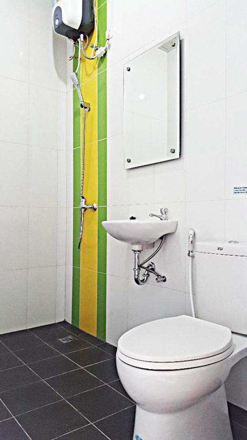 Mitra Hotel Γιογκιακάρτα Εξωτερικό φωτογραφία