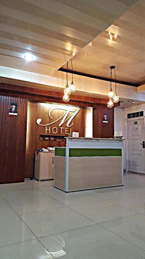 Mitra Hotel Γιογκιακάρτα Εξωτερικό φωτογραφία